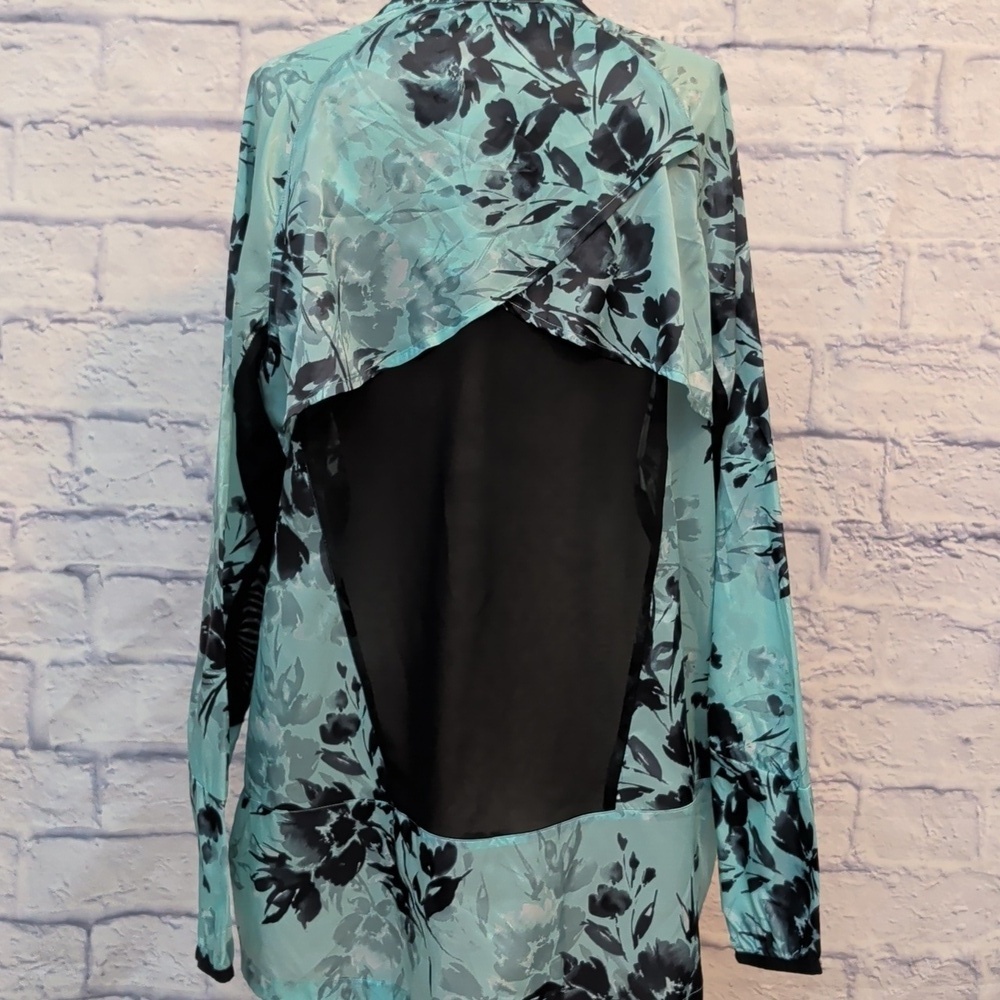 NWT Rise By Lularoe Floral Zip-Up Jacket in Teal & Black - Size Medium - Picture 4 of 9